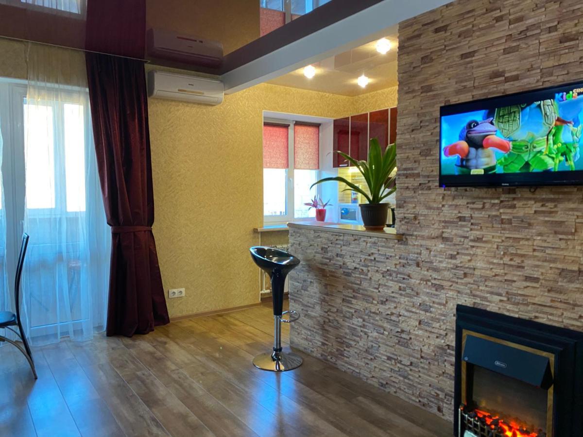 New Apartments With Panoramic Views On Avenue Nauky Kharkiv Extérieur photo