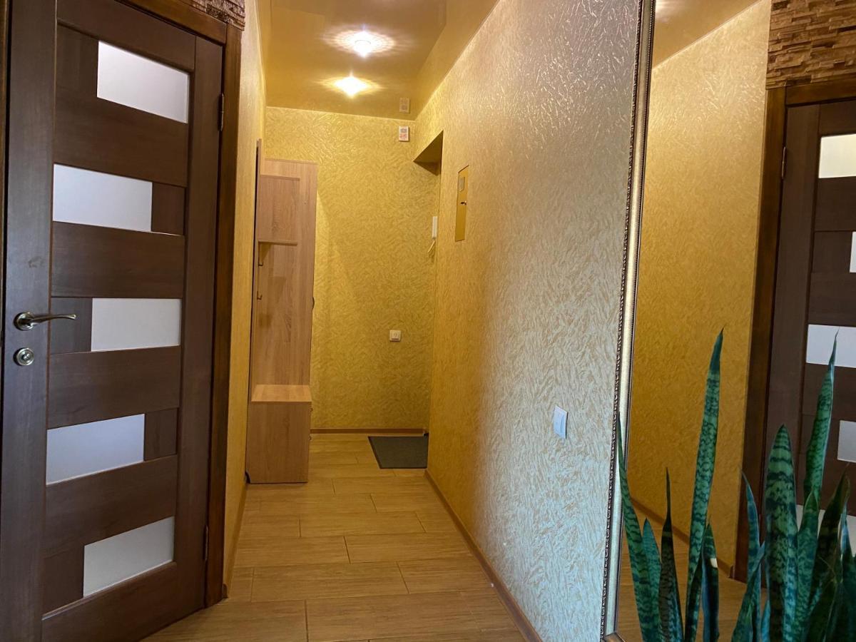 New Apartments With Panoramic Views On Avenue Nauky Kharkiv Extérieur photo