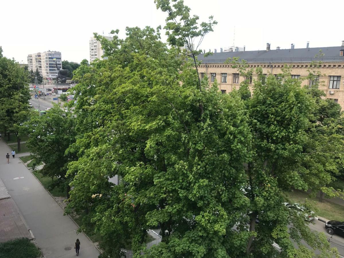 New Apartments With Panoramic Views On Avenue Nauky Kharkiv Extérieur photo